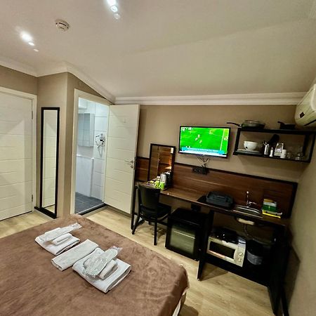 Aram Kerasi Rooms Истанбул Екстериор снимка