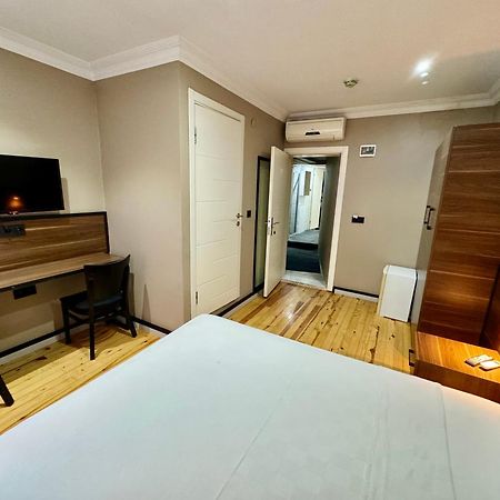 Aram Kerasi Rooms Истанбул Екстериор снимка