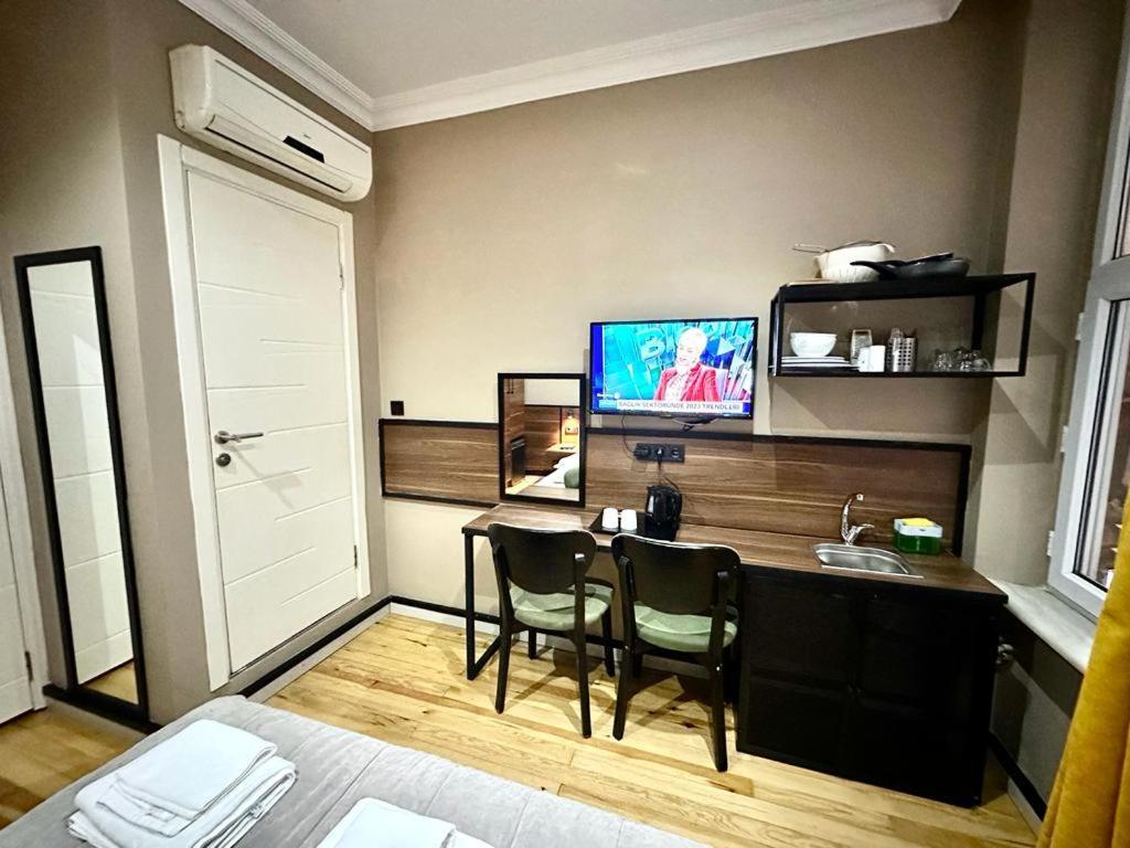 Aram Kerasi Rooms Истанбул Екстериор снимка