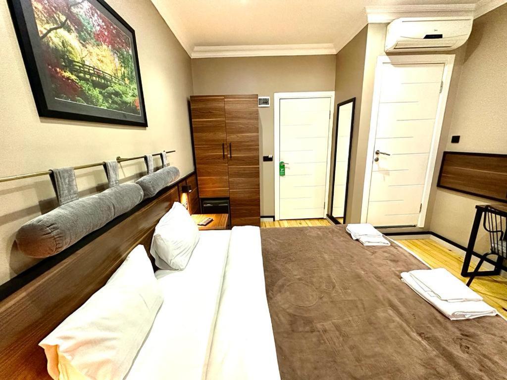 Aram Kerasi Rooms Истанбул Стая снимка