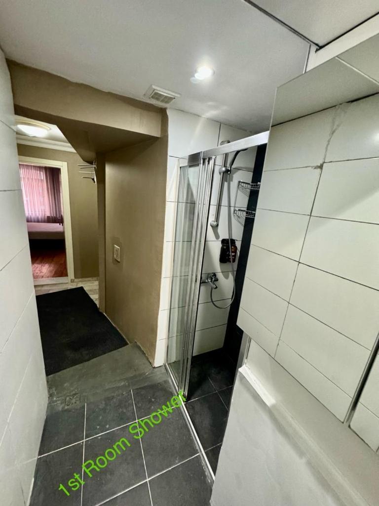 Aram Kerasi Rooms Истанбул Екстериор снимка