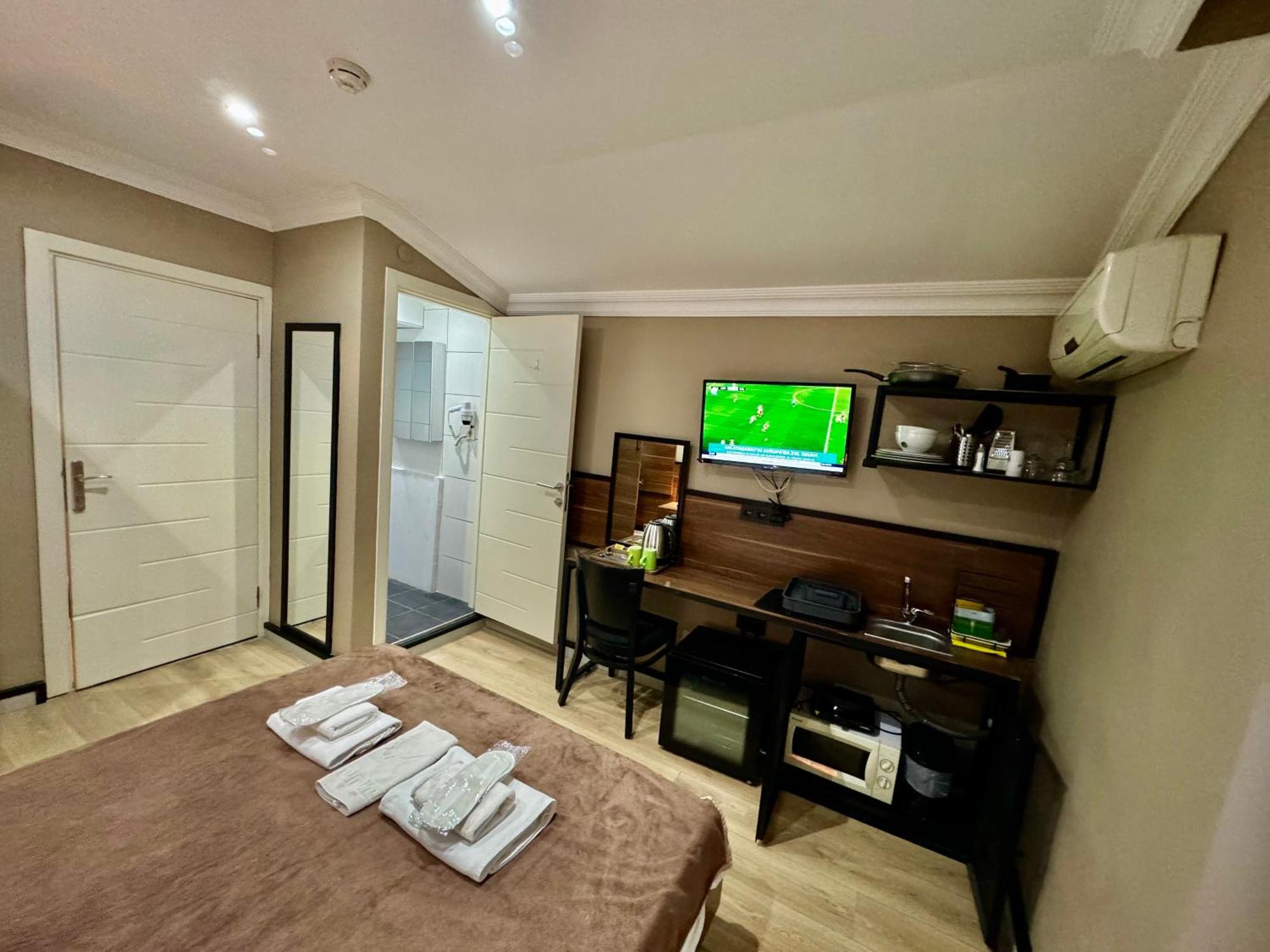 Aram Kerasi Rooms Истанбул Екстериор снимка